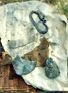 Outils de production de feu par percussion.