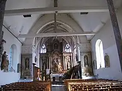 La nef et le chœur de l'église