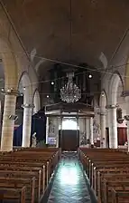 La nef côté porche
