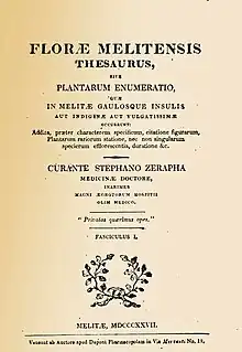 Photographie représentant la page de couverture de l'édition originale en bon état. Le titre principal est en latin sur trois ligne avec en dessous sur neuf lignes le sous titre. Séparé du titre par un trait le nom de l'auteur et sur quatre lignes ses titres et qualification en latin. En dessous encadré de deux traits dessus et dessous une maxime en latin Privatas quaerimus opes. Au-dessus  d'une couronne de feuillage l'indication du facicule, ici Facilicus L en dessous de la couronne la date d'édition en chiffres romains. En bas de page l'adresse de l'auteur éditeur