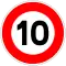 Limité à 10&nbsp;km/h.