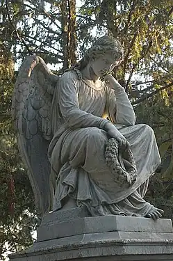 Ange ornant la tombe de Winterhalter au cimetière principal de Francfort. Tombeau dessiné par Karl Joseph Berckmüller&nbsp;(de) (1800-1879).