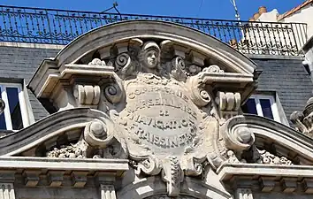 Fronton de la Compagnie de navigation Fraissinet, Marseille, place du Général-de-Gaulle.