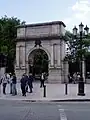 Arche des fusiliers à l'entrée du parc du côté de Grafton Street