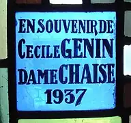 Donatrice du vitrailci-contre