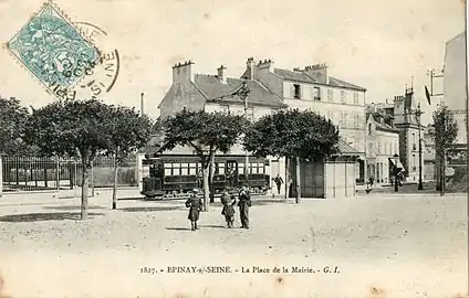 Épinay: Place de la Mairie vers 1900