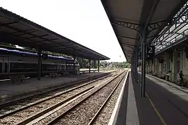 Les quais, en direction de Clamecy&nbsp;/ Corbigny et Avallon.