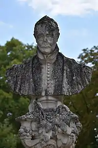 Buste de Ronsard, détail du Monument à Pierre de Ronsard (1924), Tours, jardin des Prébendes.