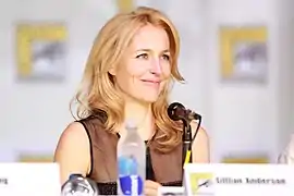 Gillian Anderson interprète le Dr&nbsp;Bedelia Du Maurier