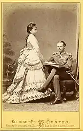 Gisèle et Léopold lors de leurs fiançailles (1872).