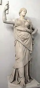 Junon (copie romaine d'un original hellénistique ; collection Albani).