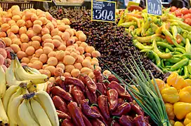 Étal de fruits et légumes