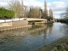 Confluence avec la rivière Brent, Londres