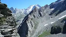Vue du cirque du Dard et de la Grande Casse depuis le col du Grand Marchet au sud-ouest.