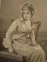 Jeune fille affublée de l'habit d'amazone de la grand-mère par R. G. Leslie (1871, no&nbsp;26)