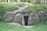 Vestiges préhistoriques le long de la route de la culture mégalithique.