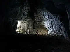 Intérieur de la balme à Collomb.