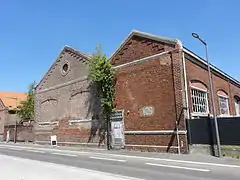 Les bâtiments subsistants.