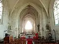 Nef, vue vers l'est sur la croisée du transept.