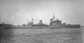 illustration de HMS Gloucester (C62)