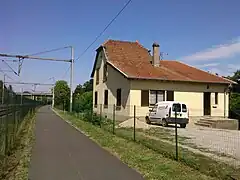 Halte d'Imling ; à gauche, la ligne Paris&nbsp;– Strasbourg.