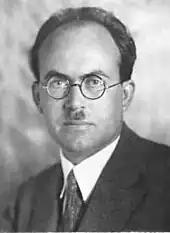 portrait photographique en noir et blanc.