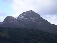 Un somment en hiver.