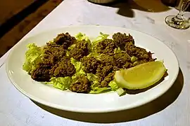 Une assiette d'ortiguillas à Cadix.