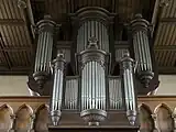 Église catholique. Orgue reconstruit par Alfred Kern.