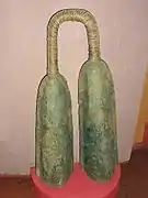 Double cloche à hauteurs de sons différentes