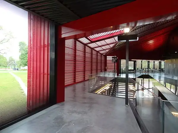 Intérieur du Rocher de Palmer.