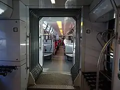 Intercirculation entre les voitures.