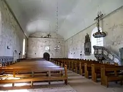 La nef vue de l'autel.