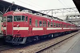 Série 413 livrée rouge