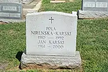 Tombe de Pola Nireńska et Jan Karski au cimetière Mt Olivet de Washington