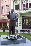 Statue de Jaša Tomić à Novi Sad dans la rue Dunavska