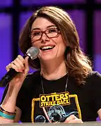 Jewel Staite dans le rôle de Kaywinnet Lee Frye.