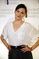 Jill Flint dans le rôle du Dr&nbsp;Jordan Alexander.