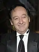 Joe Flaherty interprète Harold Weir.