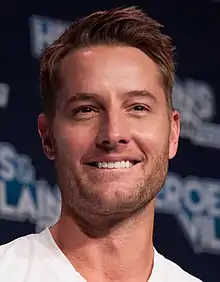 Justin Hartley interprète Kevin Pearson.