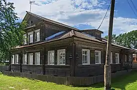 Maison au Quai 21 à Kargopol