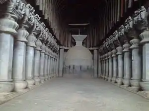 Intérieur du grand Chaitya