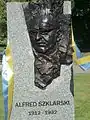 sculpture représentant Alfred Szklarski