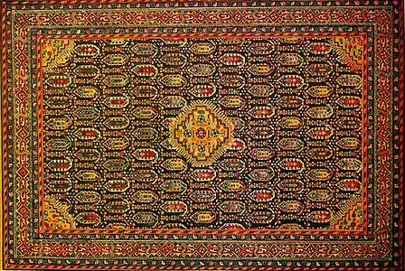 Buta sur un tapis azerbaïdjanais du XVIIIe siècle (Musée national du tapis de Bakou).