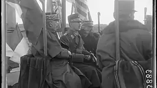 Le roi de Grèce visitant la ligne de chemin de fer en 1918.