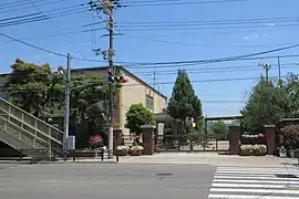 L'école primaire Hōtoku