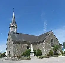 L'église Sainte-Catherine de La Chapelle-du-Lou.