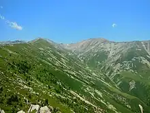 Le secteur nord du bassin de la Coumelade. Puig dels Tres Vents à droite.