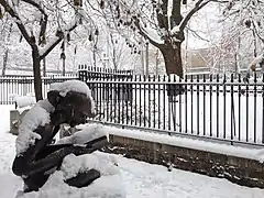 La petite Liseuse, œuvre de Lewis Pagé