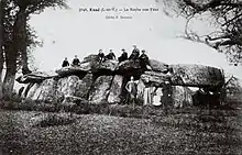 La Roche-aux-Fées au début du XXe&nbsp;siècle (carte postale).